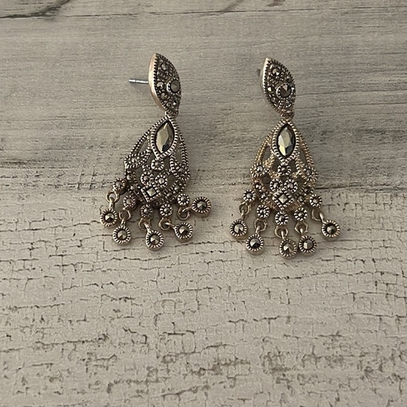 Beautiful Judith Jack Silver Marcasite Earrings. - Picture 2 of 4